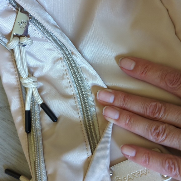 BNWOT  belt bag - Picture 4 of 6